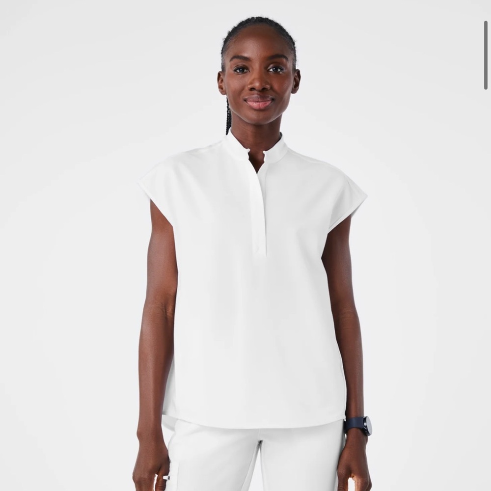 FIGS Scrub Set in Optic White
